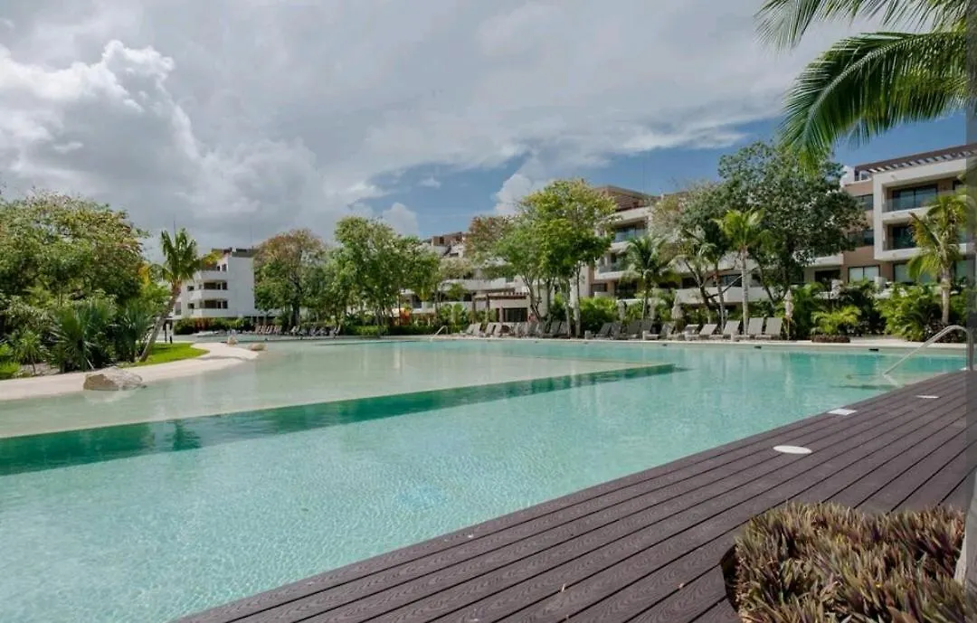 Condohotel En Riviera Maya, Playa Del Carmen 2*,